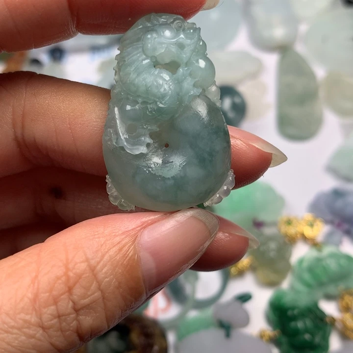 定制翡翠未镶嵌翡翠