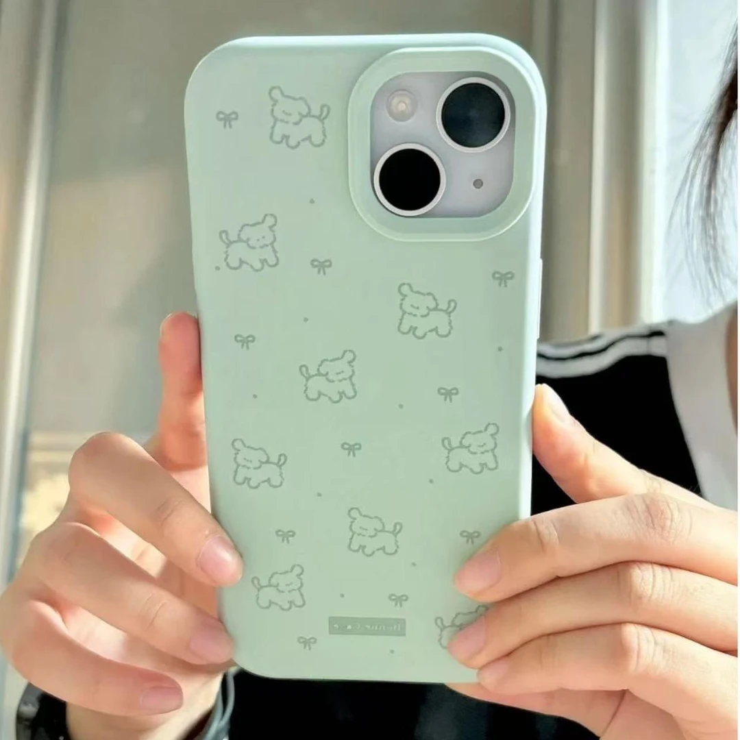 Lucky线条蝴蝶结小狗适用iPhone16/15pro荔枝纹苹果13手机壳14套