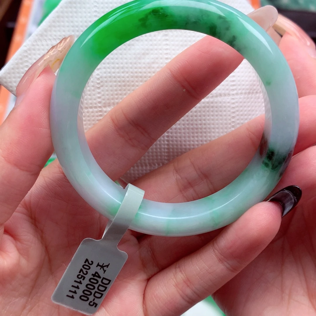 翡翠未镶嵌手镯翡翠