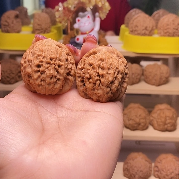 37尺寸的莲花核桃