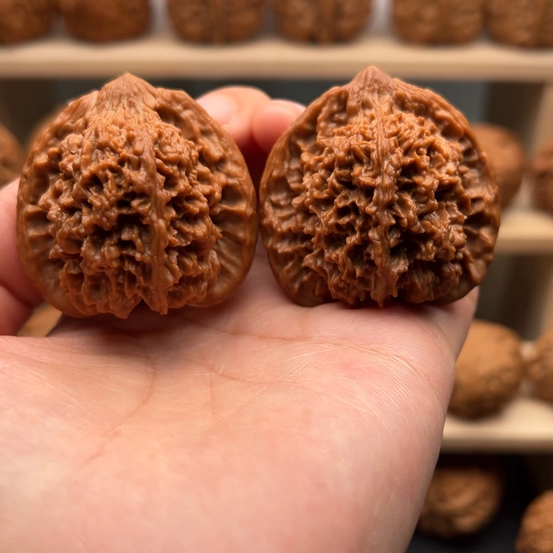 吊坠桃核满天星43尺