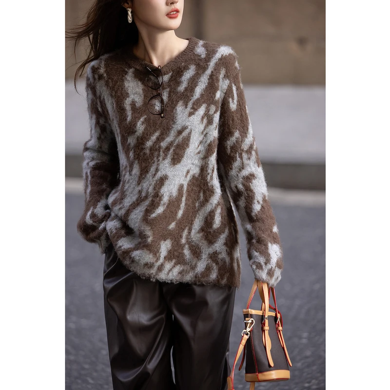 【小云总专属】德·玛纳摩登冬复古虎皮纹撞色慵懒遮肉针织衫女