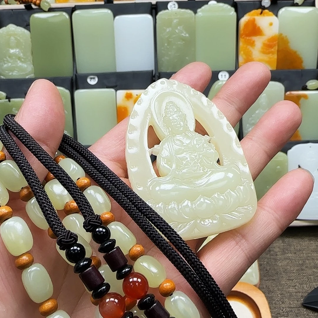 一物一拍双面观音吊坠
