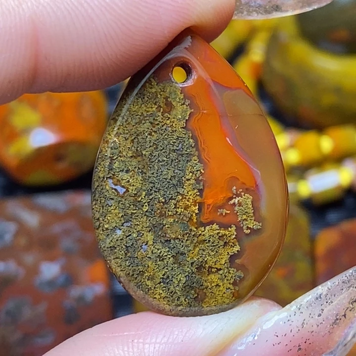 玛瑙/玉髓颈饰足银镀金镶嵌