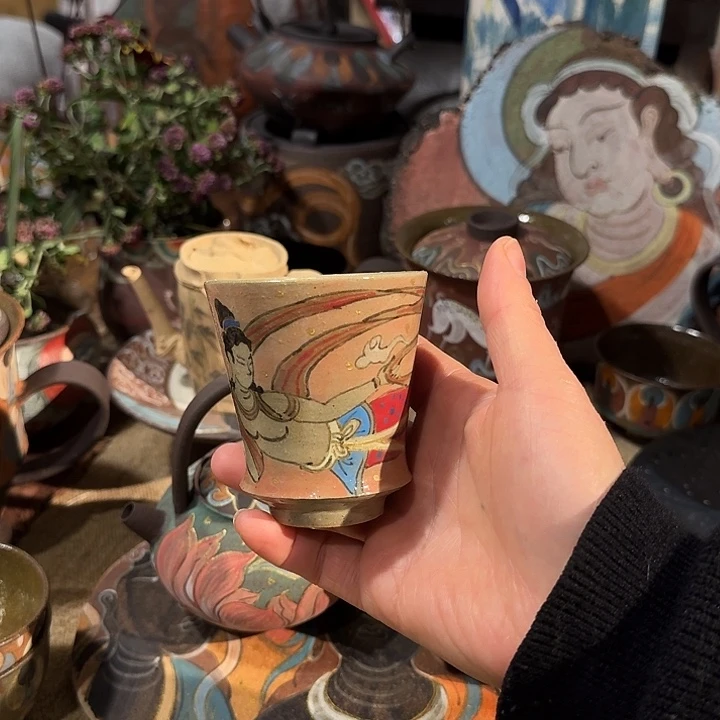 手工制作各种精美陶瓷