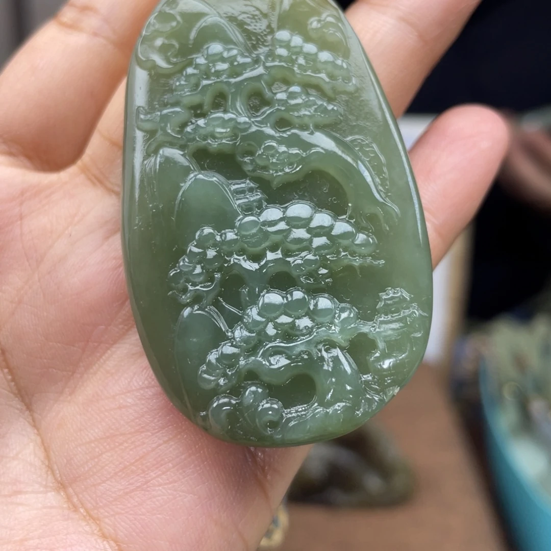 和田玉未镶嵌颈饰