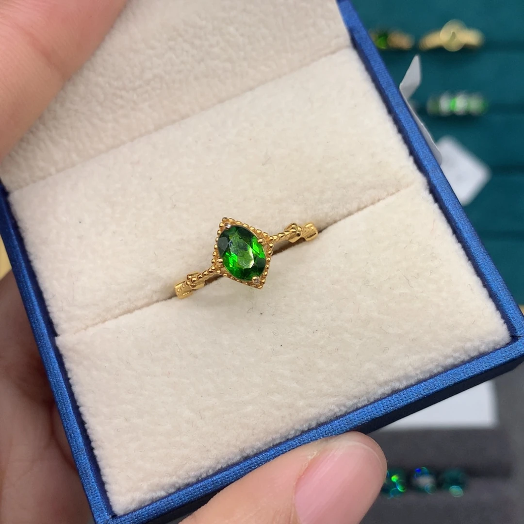 哈****戒指透辉石银S925镶嵌