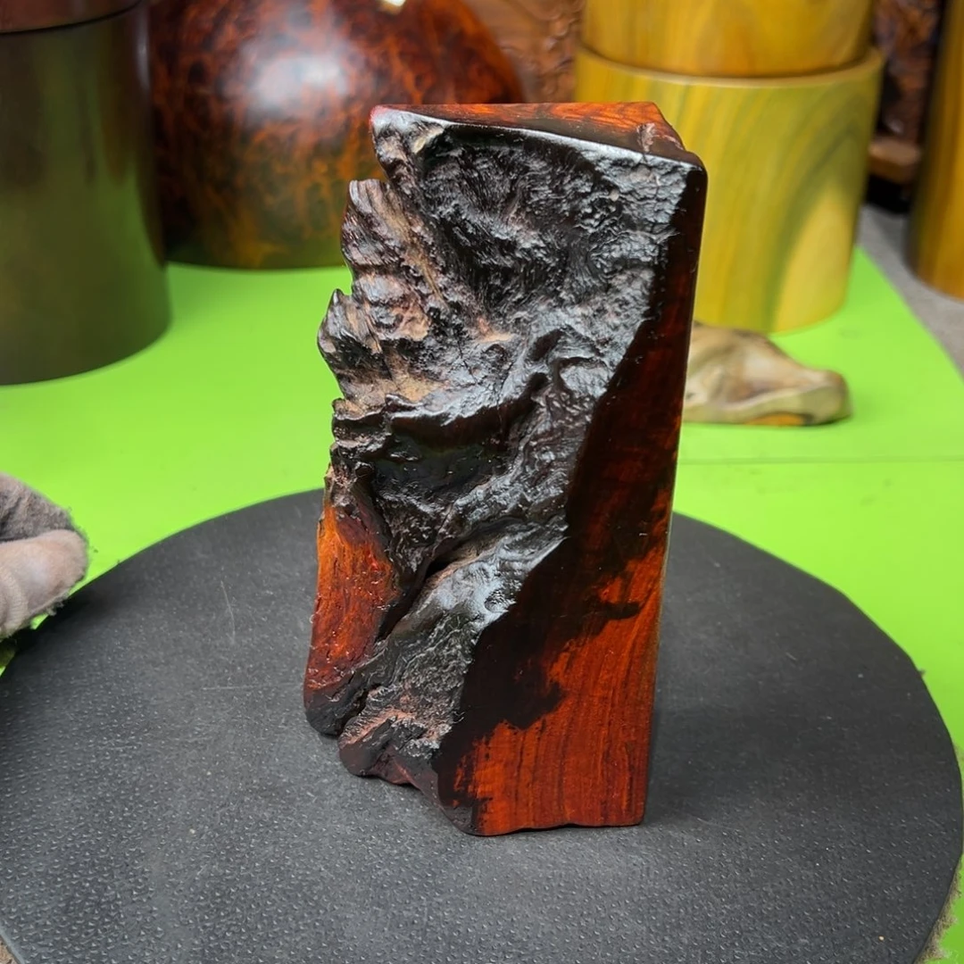 在***方大果紫檀（缅甸花梨）