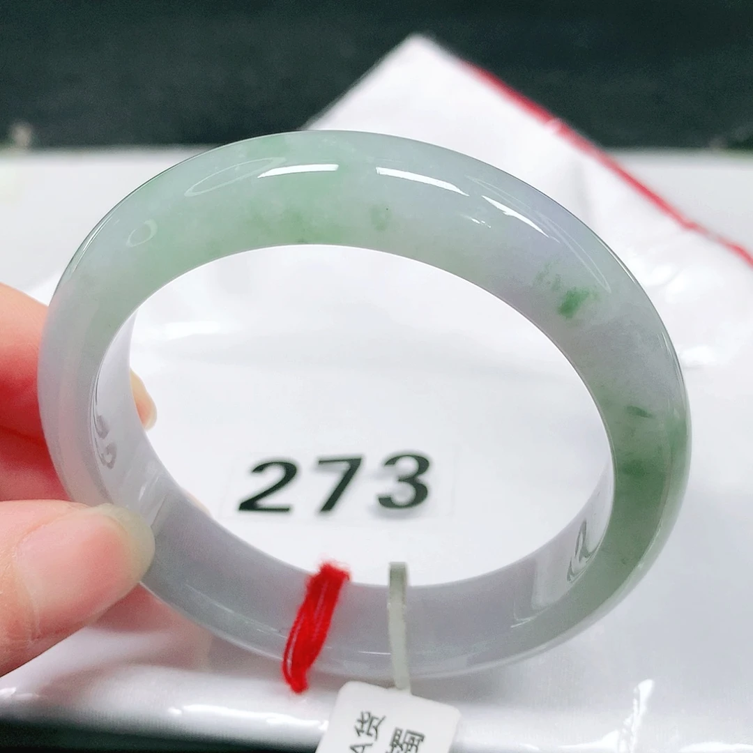 翡翠未镶嵌手镯64 号翡翠手镯