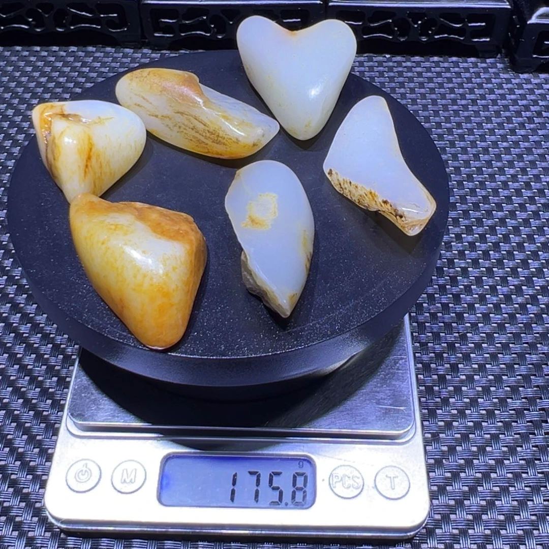 和田玉（子料）未镶嵌吊坠(不含链)175