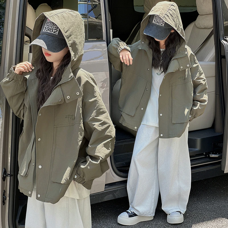 女童秋装冲锋衣连帽外套2025新款中大童韩系休闲百搭女孩潮流港风