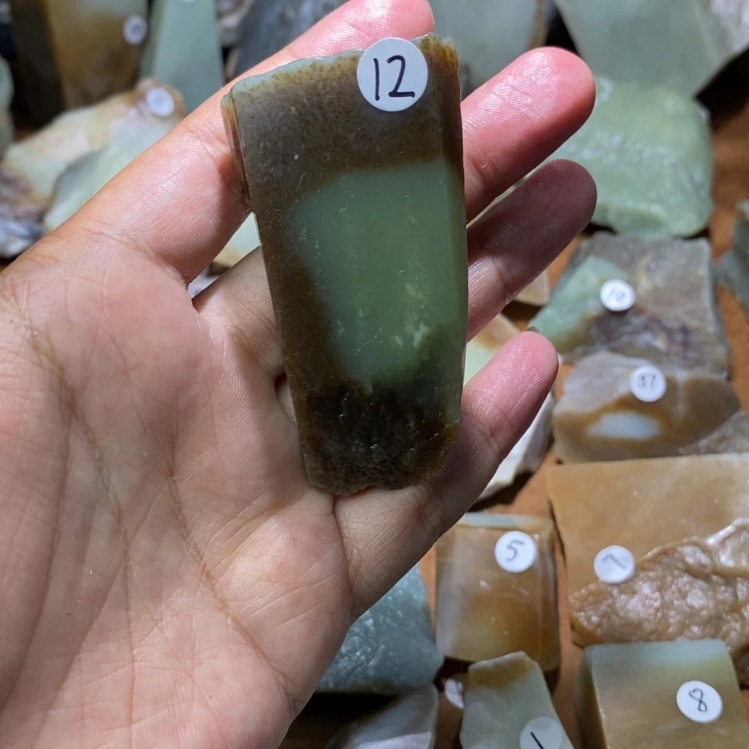 未镶嵌和田玉珠宝半成品