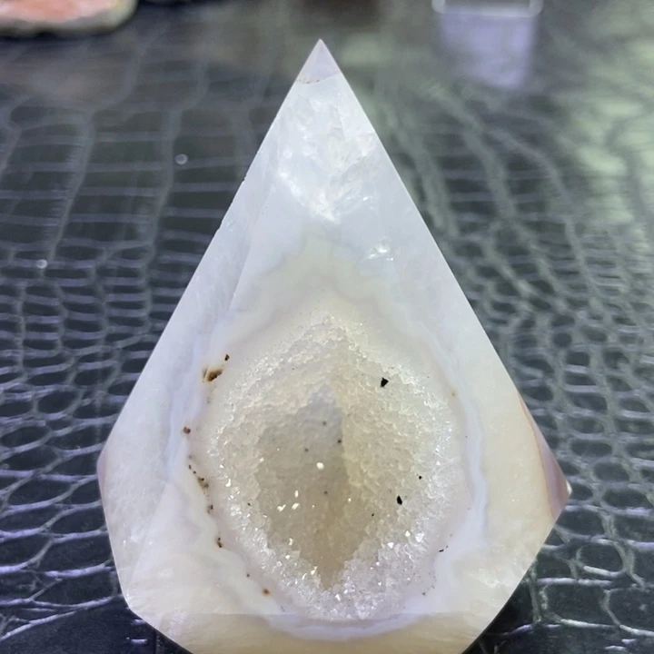 水晶珠宝半成品未镶嵌聚宝盆