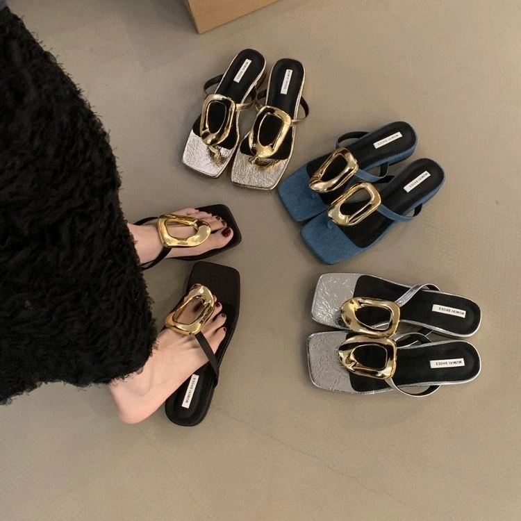 小众金属方扣夹脚女夏季外穿2025新款平底方头女士ins外穿拖鞋