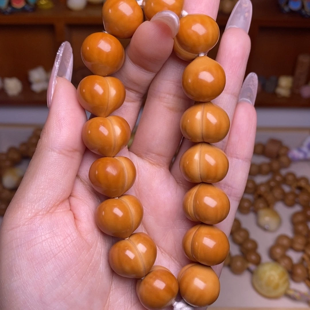 猴头核桃吊坠16➕超大尺寸高定玻璃底柯基屁桃手持