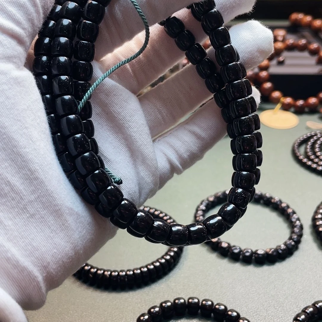 椰蒂吊坠我***麦凡安椰蒂