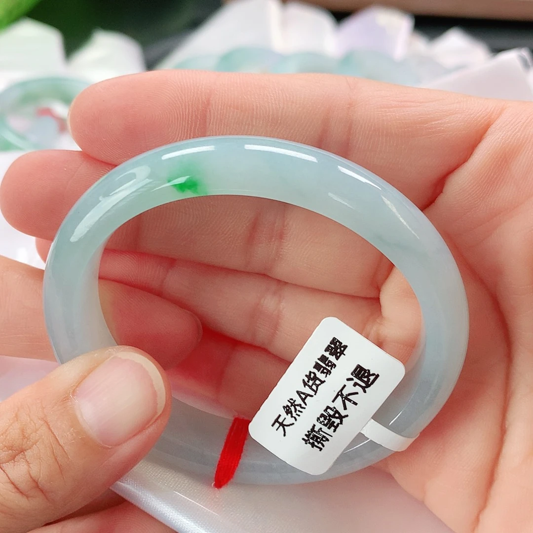 翡翠手镯未镶嵌53贵妃