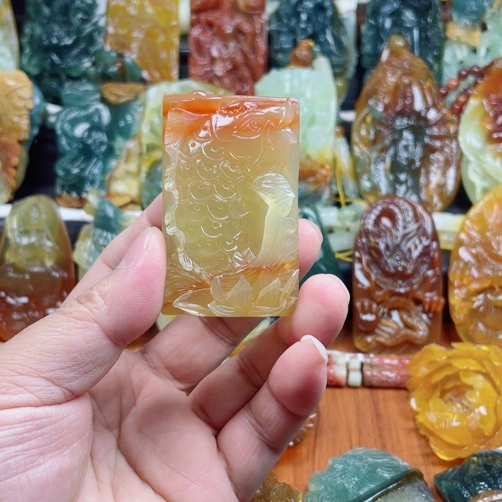 未镶嵌蛇纹石玉吊坠(不含链)