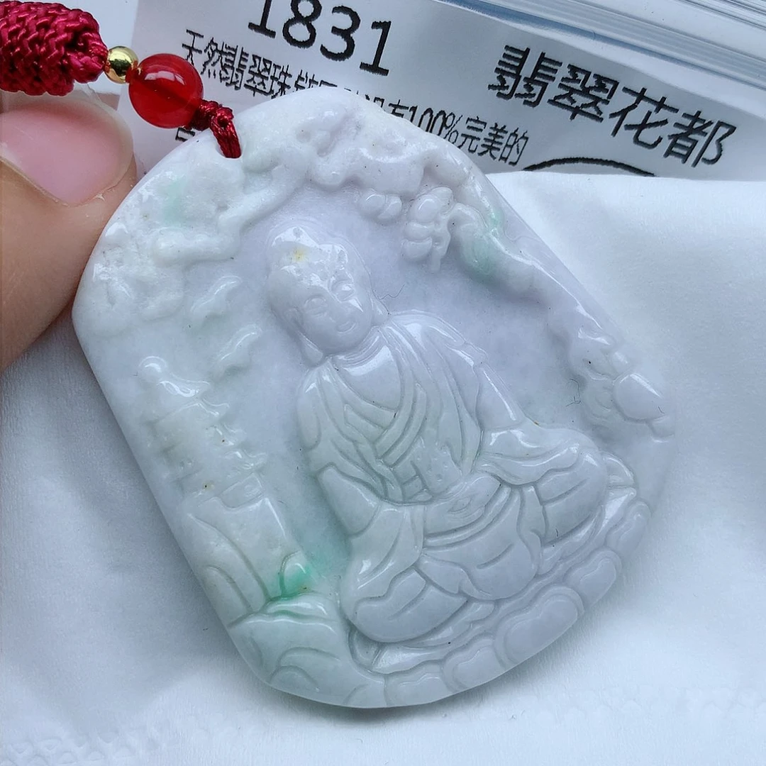 翡翠颈饰未镶嵌牌子