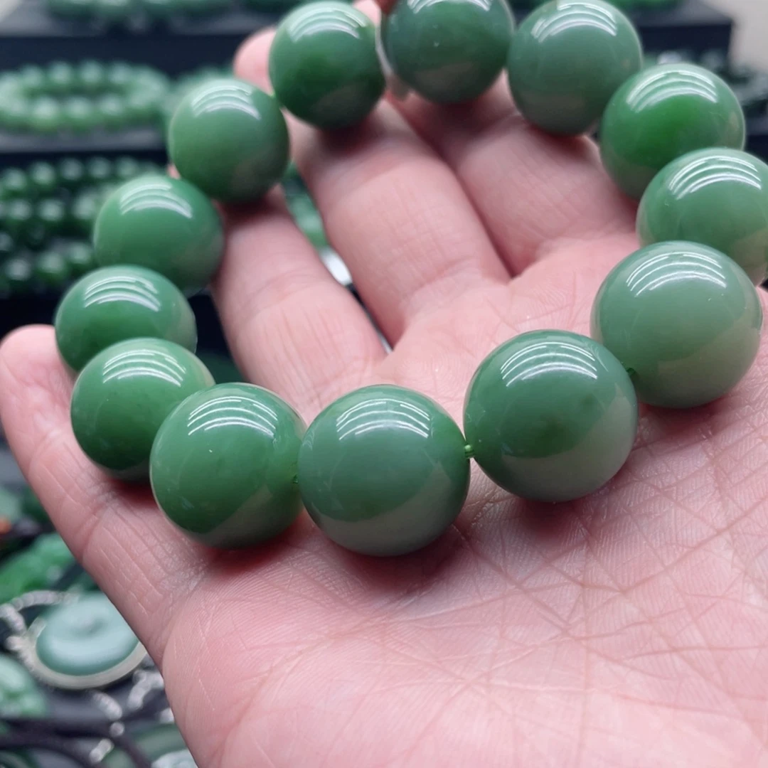 和田玉（碧玉）未镶嵌手链