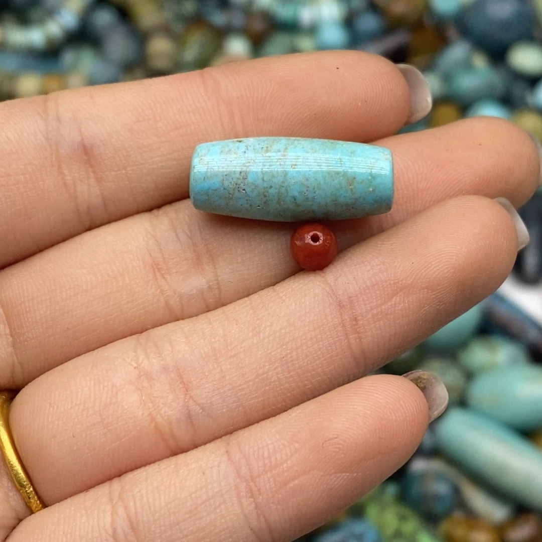 南红玛瑙未镶嵌珠宝奇石