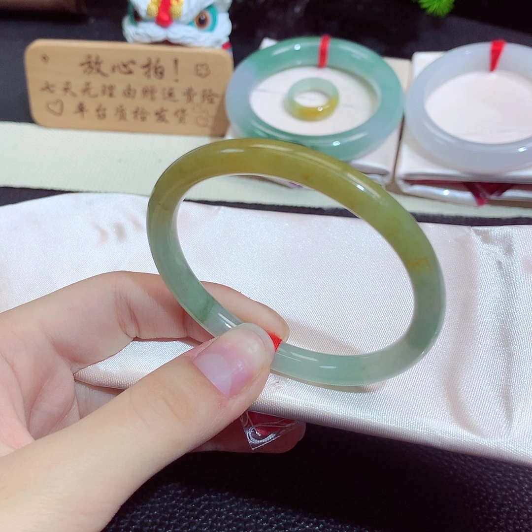 翡翠未镶嵌手镯478