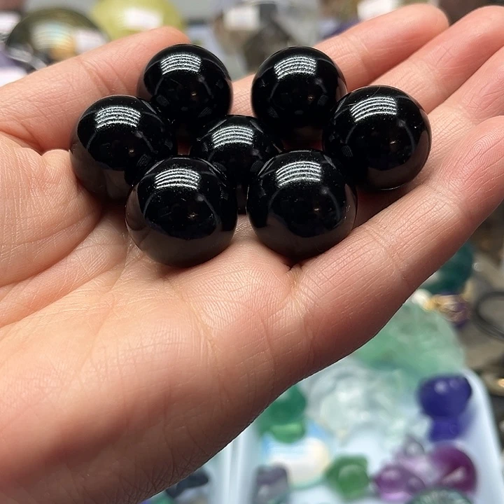 未镶嵌水晶珠宝半成品85克小球