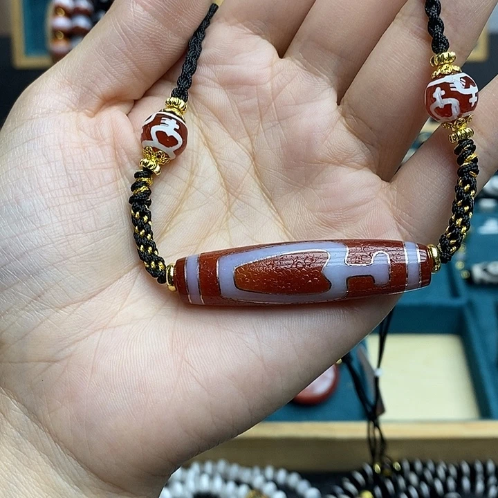 玛瑙/玉髓（覆膜）颈饰合金