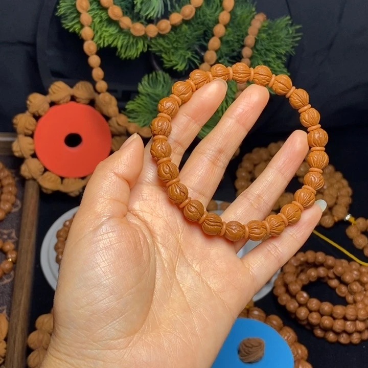 秦岭龙纹桃核手串