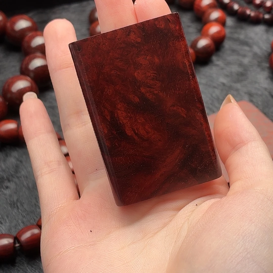 忠***手串/手链小叶紫檀