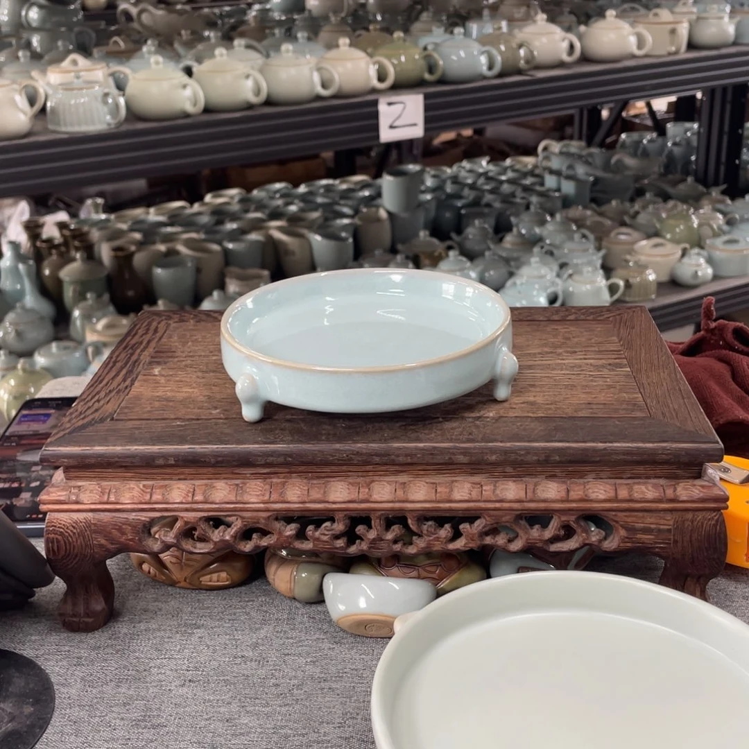 瓷片天青釉中号三足洗