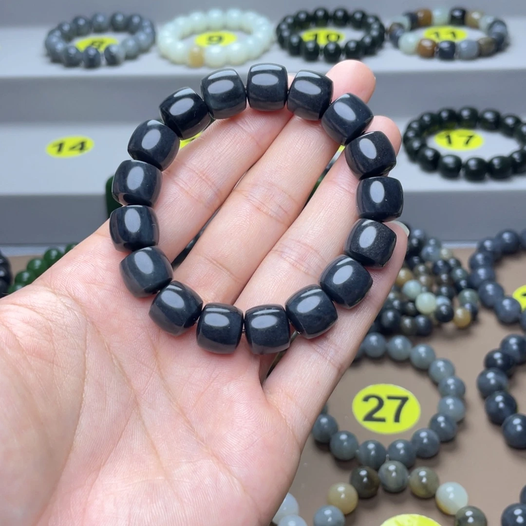 和田玉未镶嵌手串