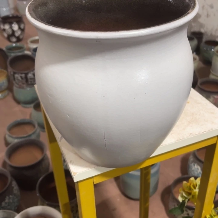 花盆紫砂口径22高度23一只小瑕疵