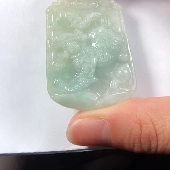 翡翠未镶嵌颈饰缅甸A货，每天下午1点半开播