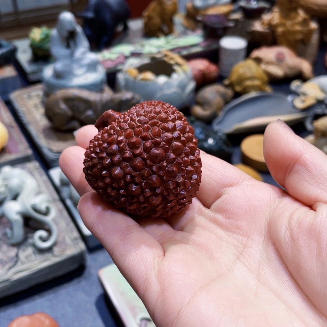 一本万利荔枝寿山石