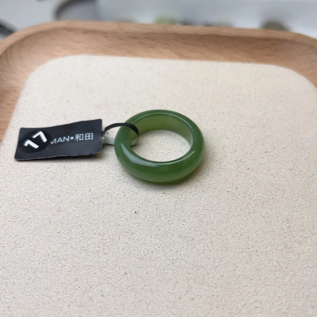 和田玉（糖玉）戒指未镶嵌
