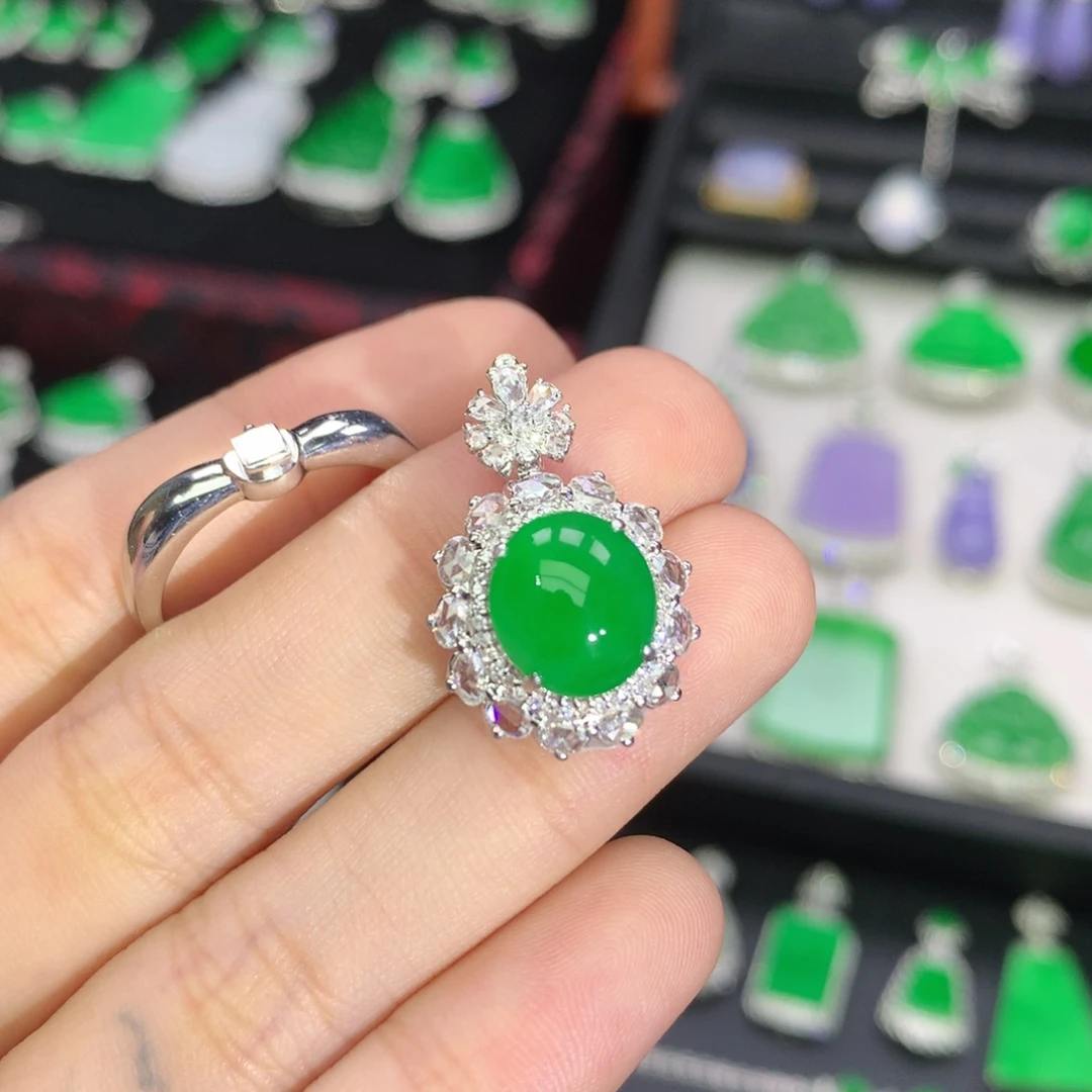 翡翠18K金镶嵌颈饰两用款