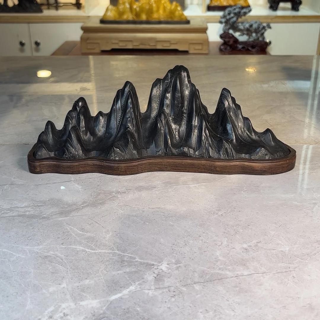 黄***师灵璧石手工雕刻奇石摆件