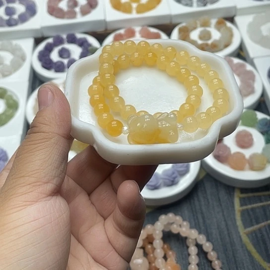 石英质玉（非洲翠）合金手串