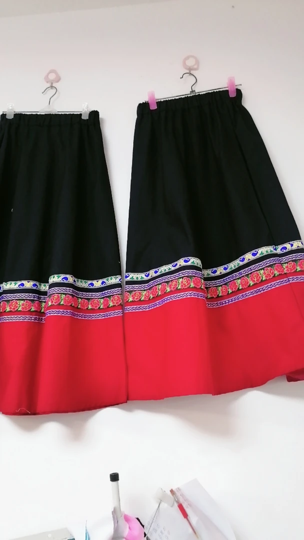 85--110斤穿少数民族服饰A字裙断码处理