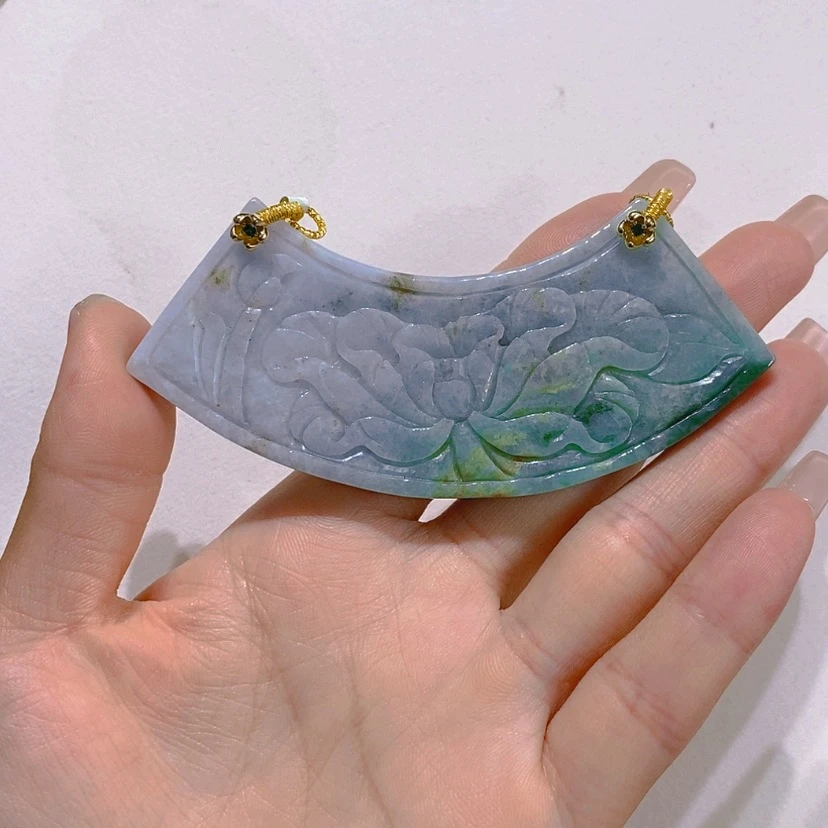 【闪购商品】翡翠未镶嵌颈饰