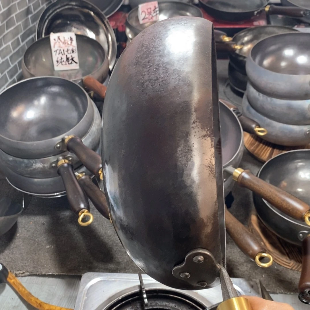 纯铁@***学高端条锤镜面大肚锅口径26厘米特价款
