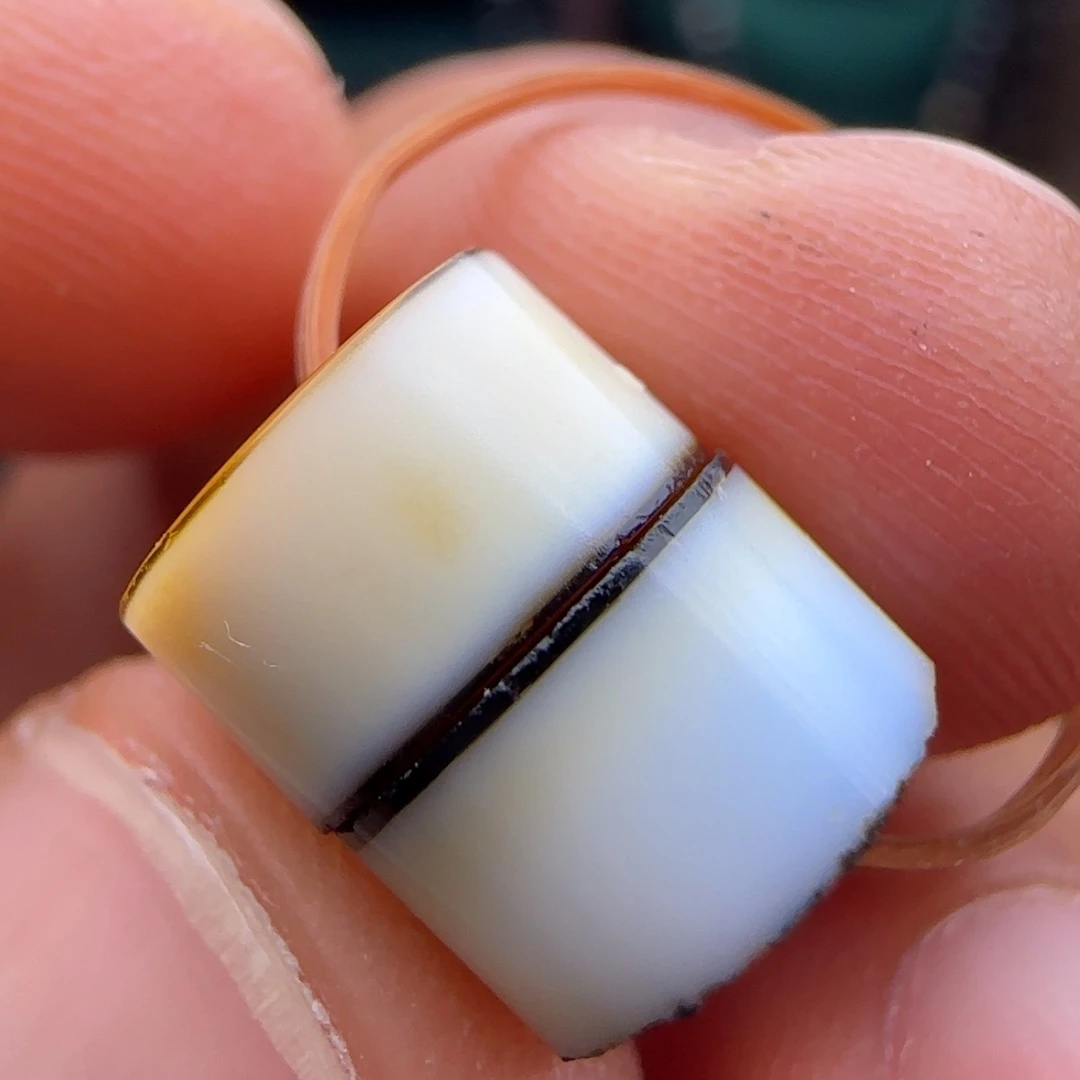 未镶嵌颈饰玛瑙/玉髓