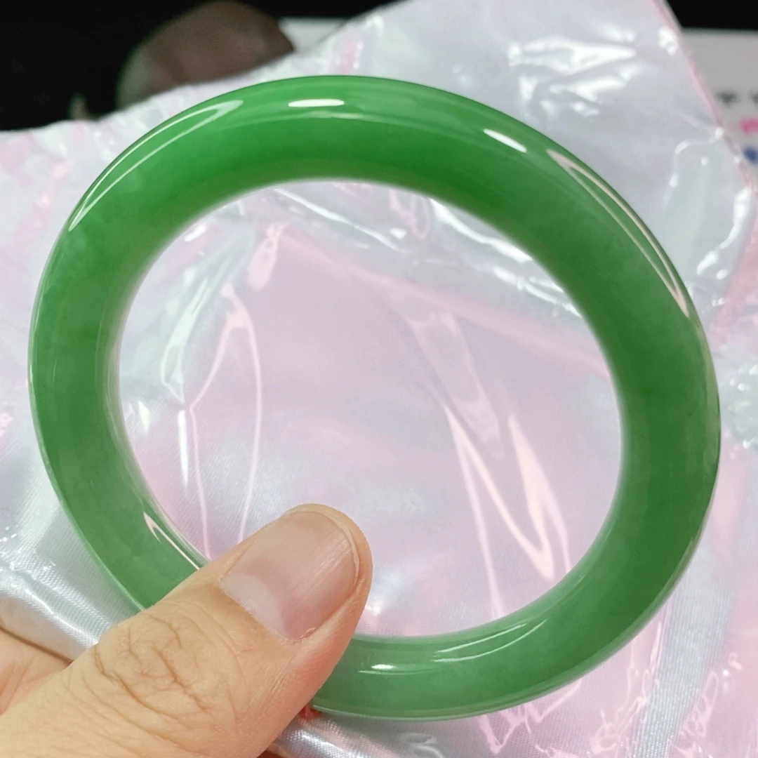 翡翠手镯未镶嵌565758圈口圆条