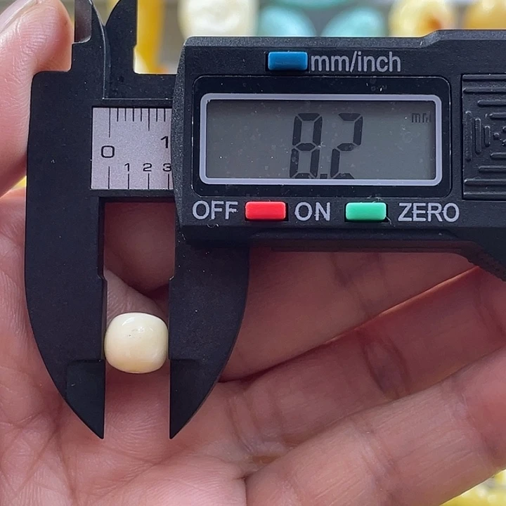 未镶嵌蜜蜡裸石24杂