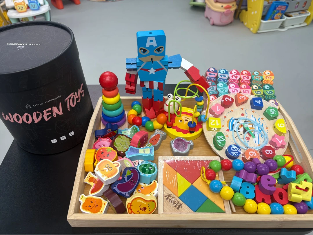 儿童益智玩具汉诺塔机器人送收纳桶