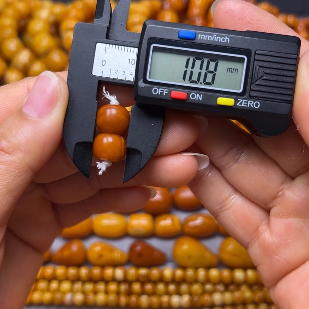 琥珀未镶嵌吊坠(不含链)