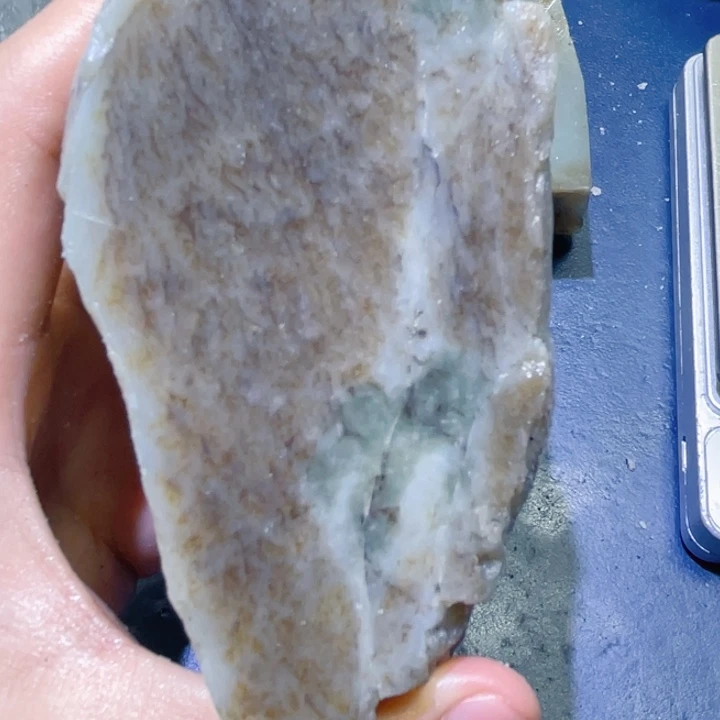 和田玉未镶嵌珠宝半成品