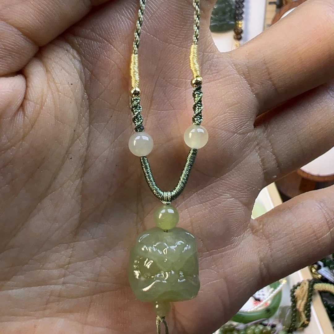 ๓***和田玉未镶嵌手镯