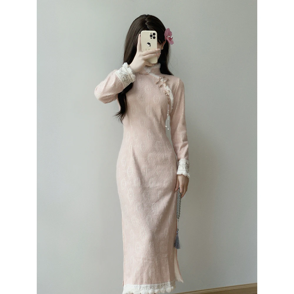 加绒加厚中国风旗袍女新中式2025秋冬新款高端气质蕾丝连衣裙长款